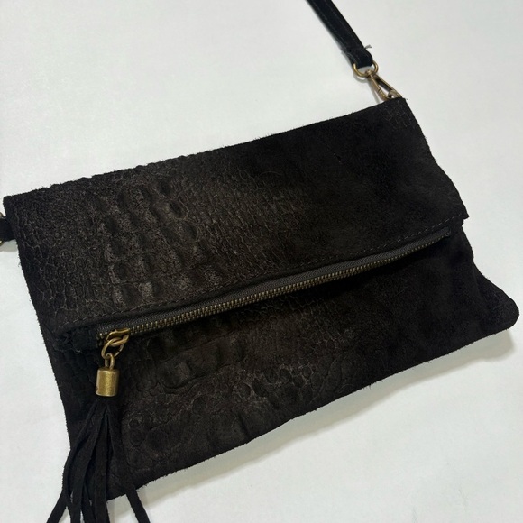 Black Genuine Leather Crossbody Bag Made in Italy - Picture 3 of 16